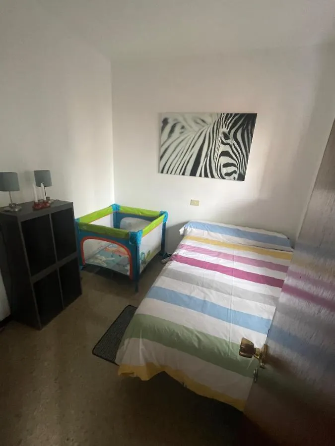 Céntrico piso con galería exterior Apartamento Las Palmas de Gran Canaria España